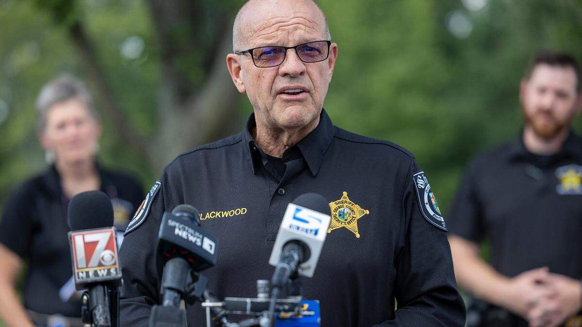 Orange County Sheriff Charles Blackwood says deputies should be trained before they start performing law enforcement duties.