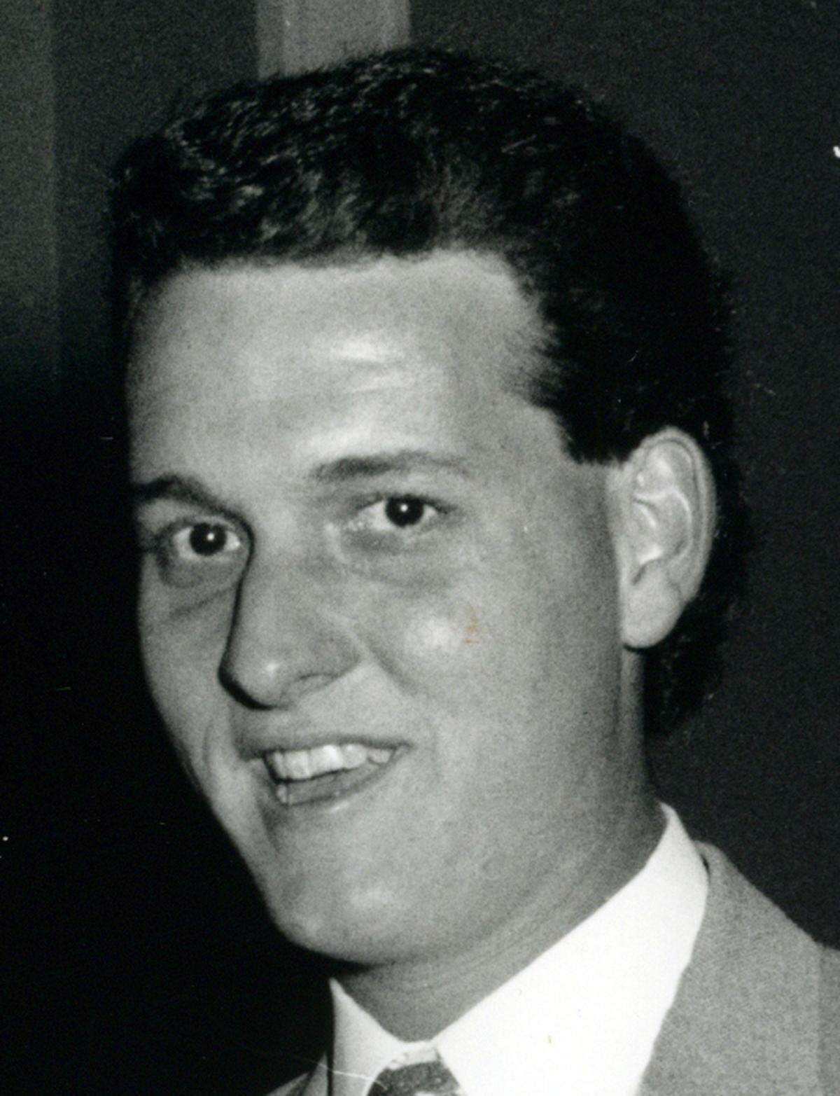 Bart Smith, 28, WTVD photographer killed in helicopter crash just after midnight on Dec. 7, 1991.