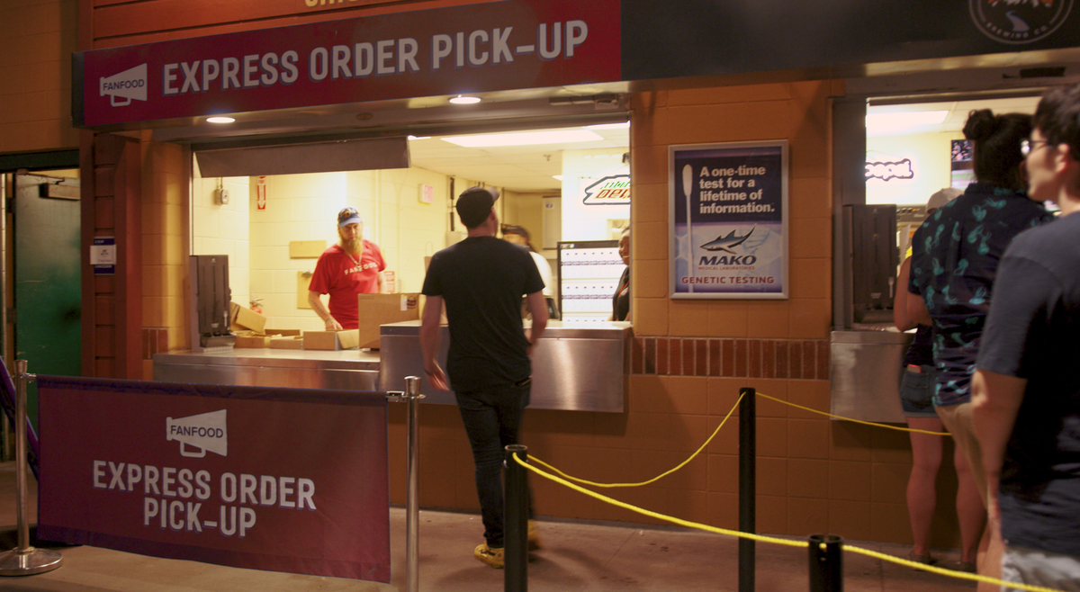 UNC-Chapel Hill fans can order food, drinks and beer to their seats at Tar Heel games through the FanFood app.