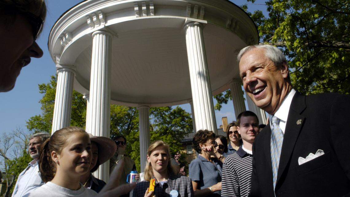 From The N&O archive: UNC fans think new coach Roy Williams ‘has the complete package’