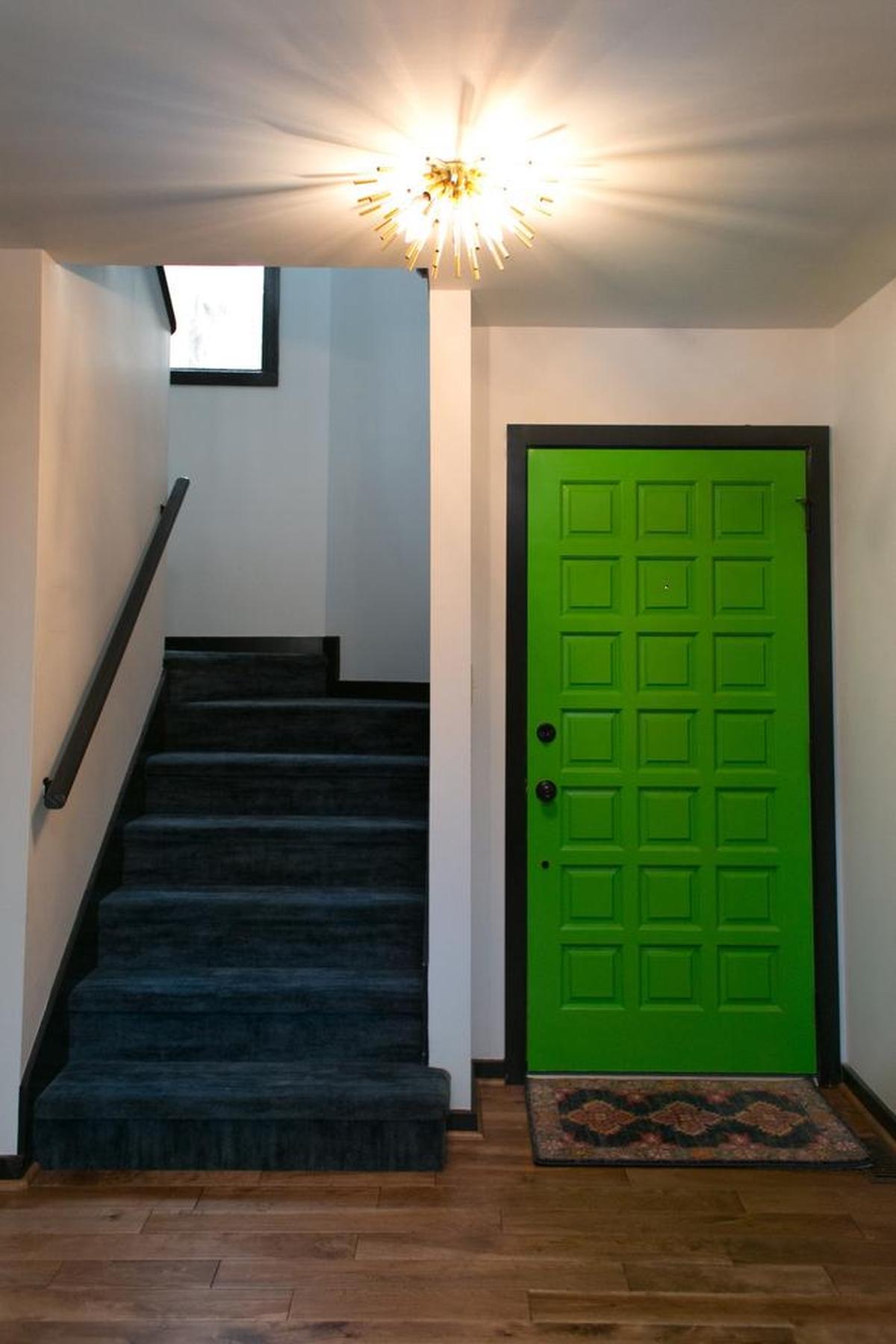 An unexpected pop of color: Reds and greens are much more impactful and add a head-turning element to an otherwise uneventful space.