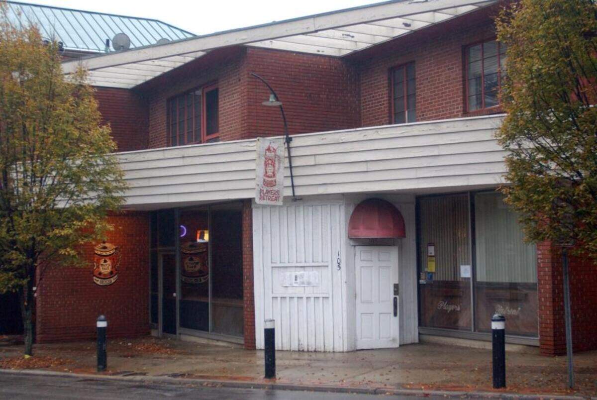The Players’ Retreat on Oberlin Road.