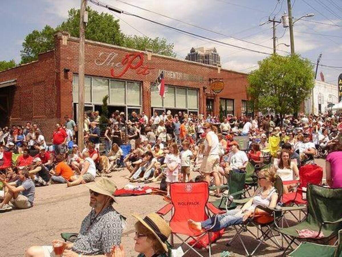 The annual ’Cuegrass Festival returns to downtown Raleigh this Saturday.