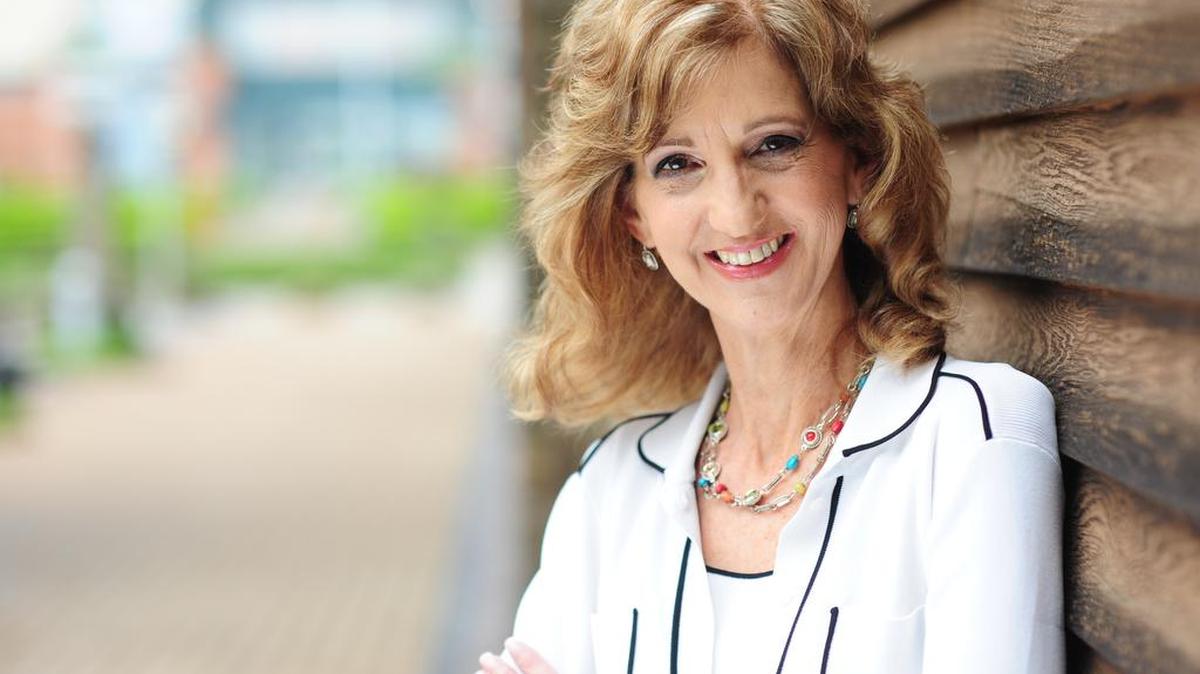 
Kathy-Lynn Gariboldi of reInvented Spaces of Raleigh shares her window dressing advice. 
