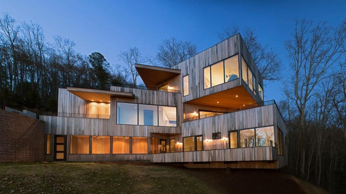 Another view of Ciel 10, an Asheville house built on a series of cantilevered blocks to maximize the mountain views. The house was designed by Jason Well of Retro+Fit Design in Asheville. It won third place in the people’s choice category in the 2016 George Matsumoto Prize contest.