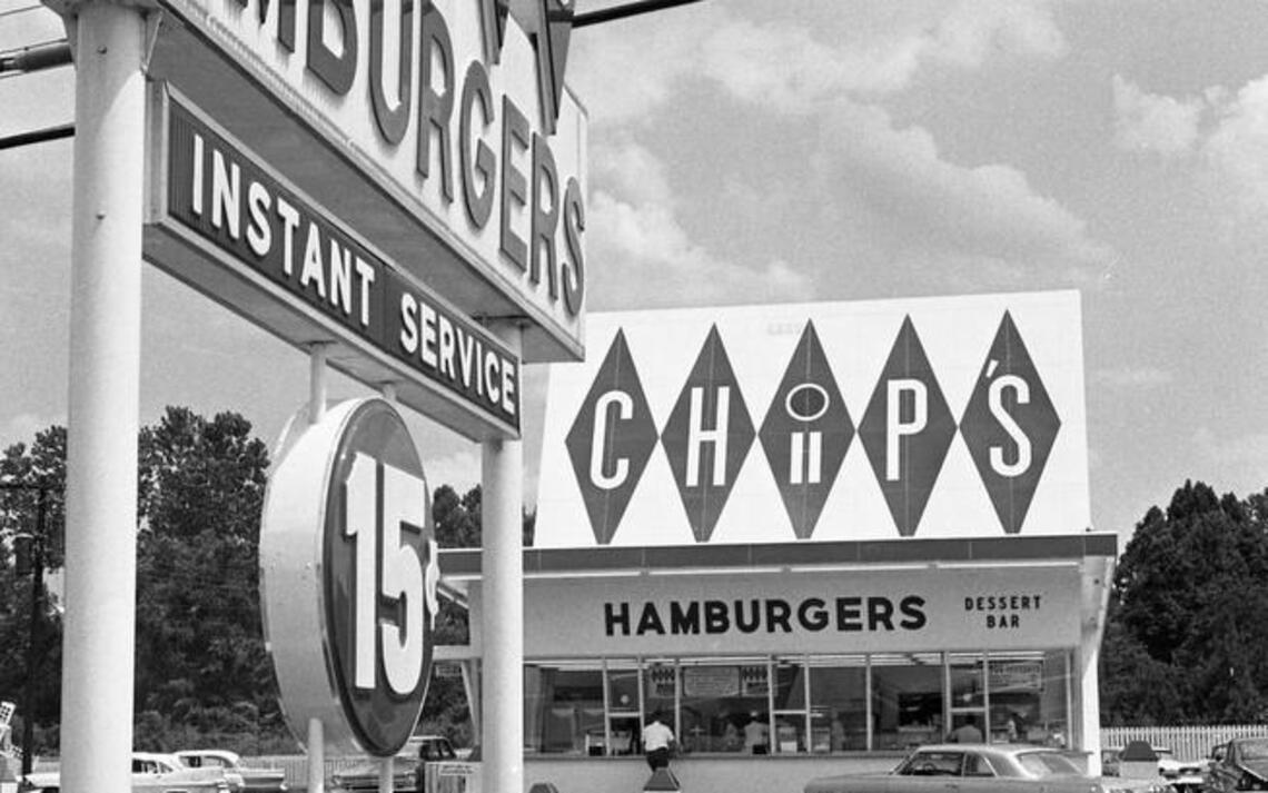 Burger joints battled it out on Raleigh’s Downtown Boulevard