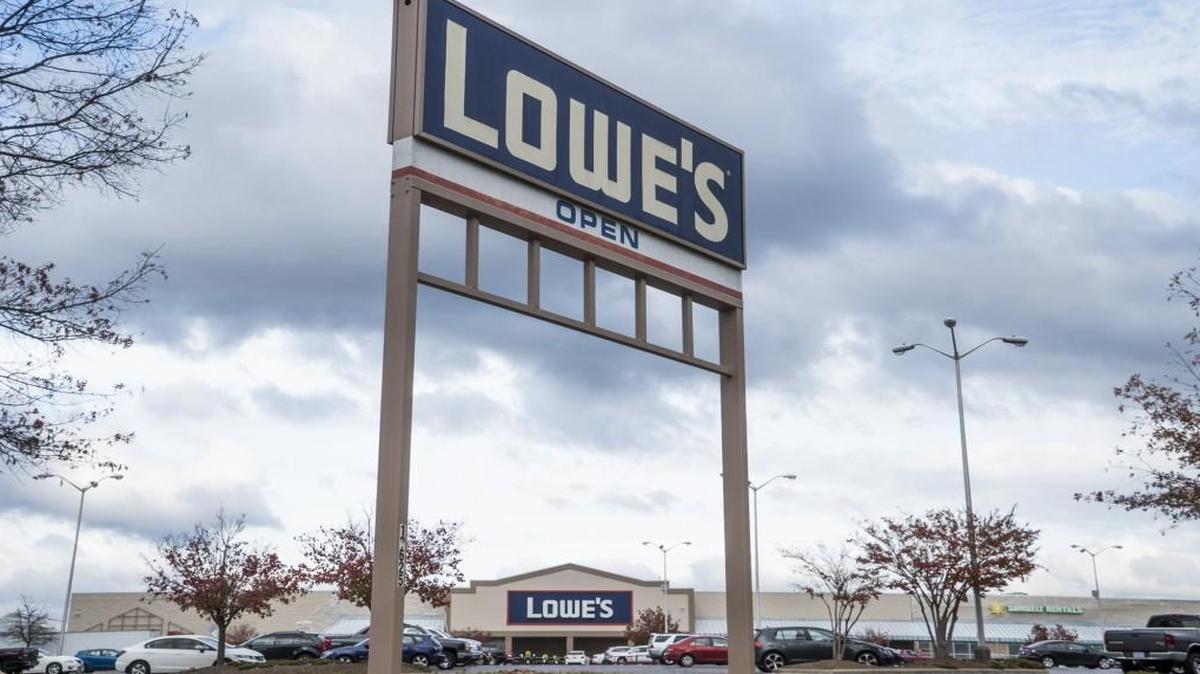 Lowe’s announced Wednesday it has laid off 125 corporate employees, mostly technology jobs at its headquarters in Mooresville. Much of that work will be sent to Bangalore, India, where Lowe’s employs approximately 1,000 people in information and technology and analytics. MARK HAMES