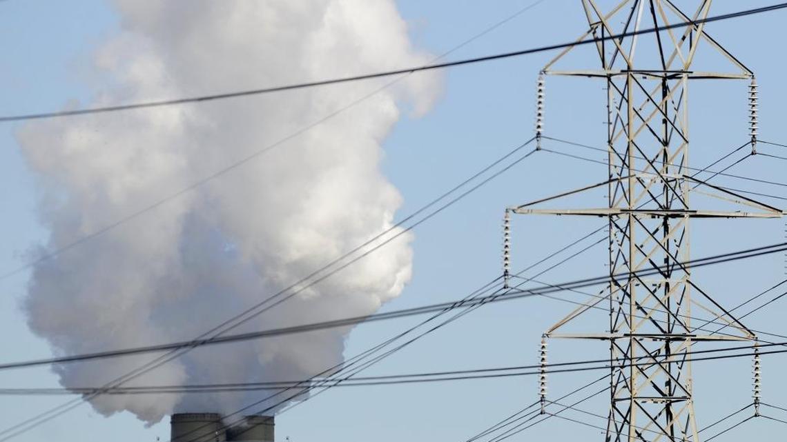
Steam billows from a smokestack of Duke Energy’s Allen power plant in Belmont.
