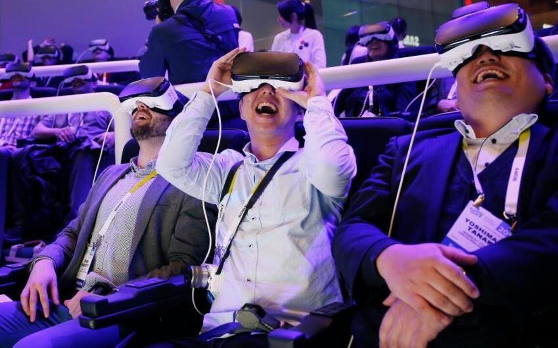 Gilster: Large market for virtual reality could emerge in 2016
