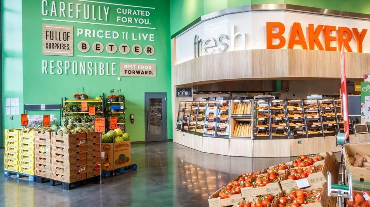 At Lidl, the bakery’s aroma greets customers when they walk in the door.