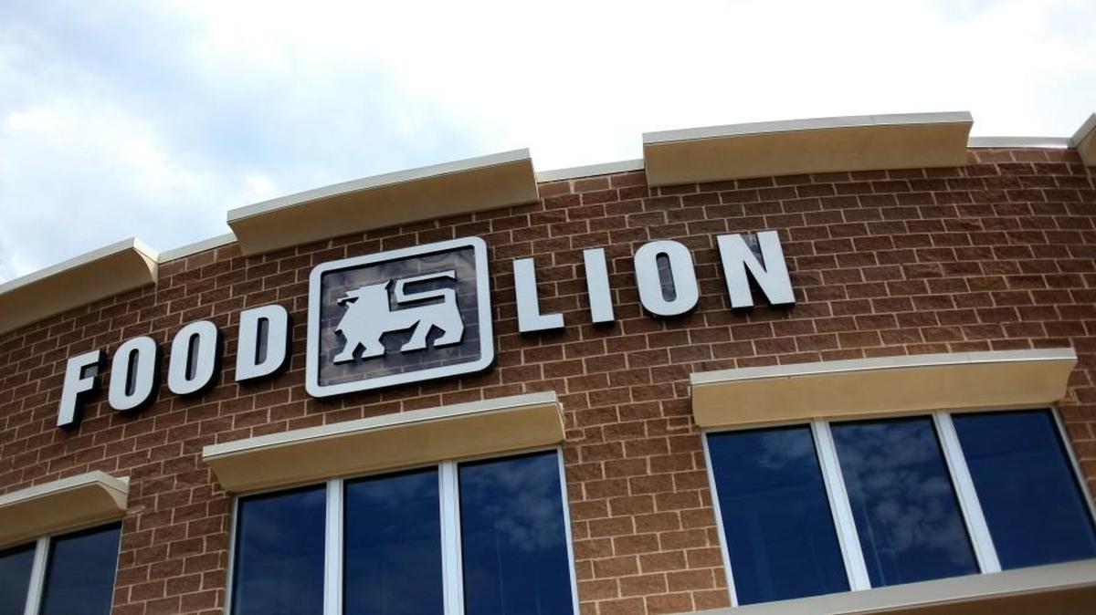
Food Lion will make changes to 162 stores in the Triangle and beyond in an effort to keep up with other grocery stores.
