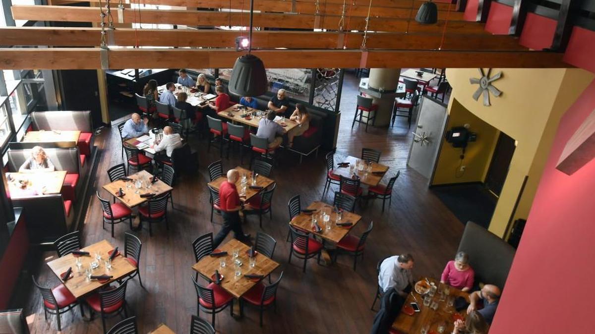 Bolt Bistro & Bar, which has operated out of city-owned space on Fayetteville Street for the past four years, is shedding its shirt-and-tie image. Co-owner David Sadeghi is turning the restaurant into Pizza La Stella in hopes of attracting the more casual downtown crowd.