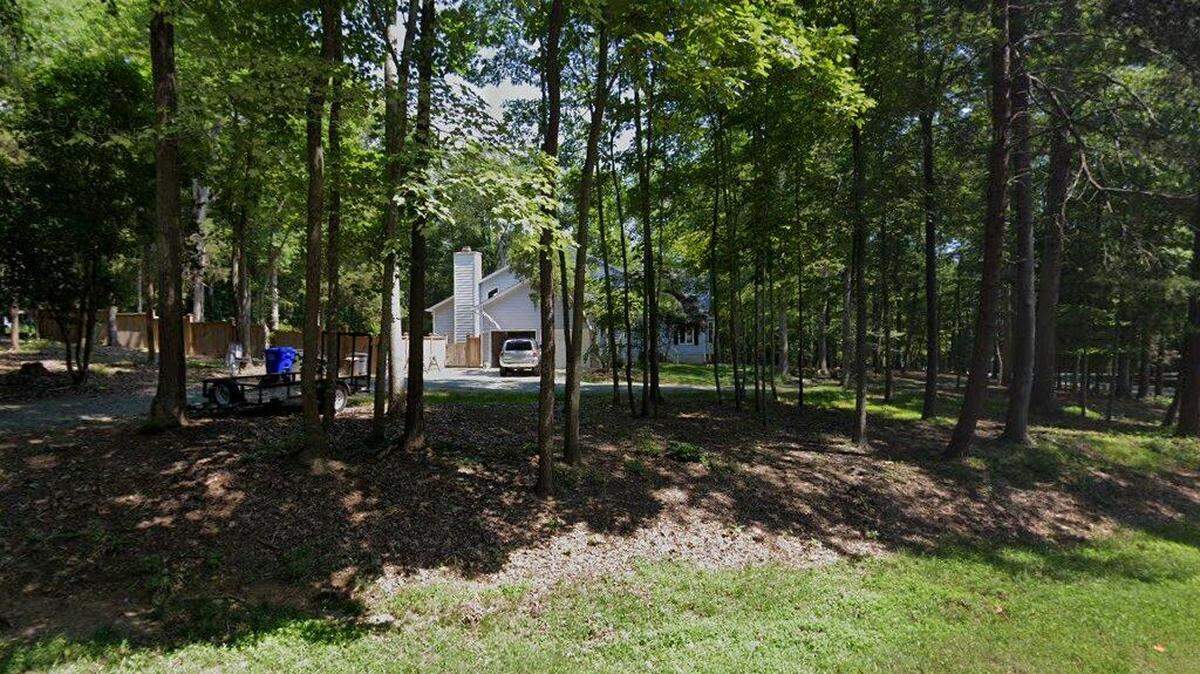 House on 2000 block of Damascus Church Road