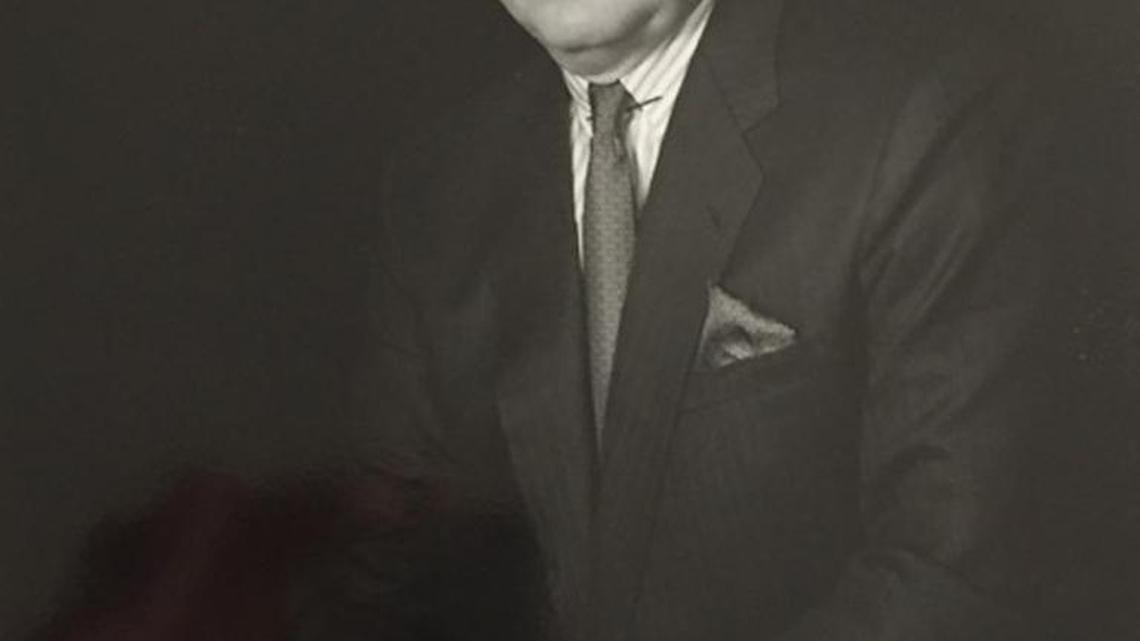 Former NCNB executive Luther Hodges Jr. has written “Bank Notes,” a book about his career and views on the industry.