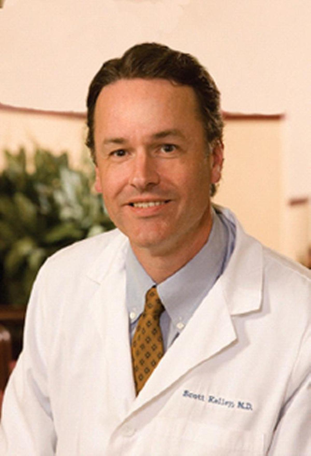 Duke University orthopedics professor Scott Kelley, a hip and knee surgeon, scored 730 in hip replacements and 610 in knee replacement.