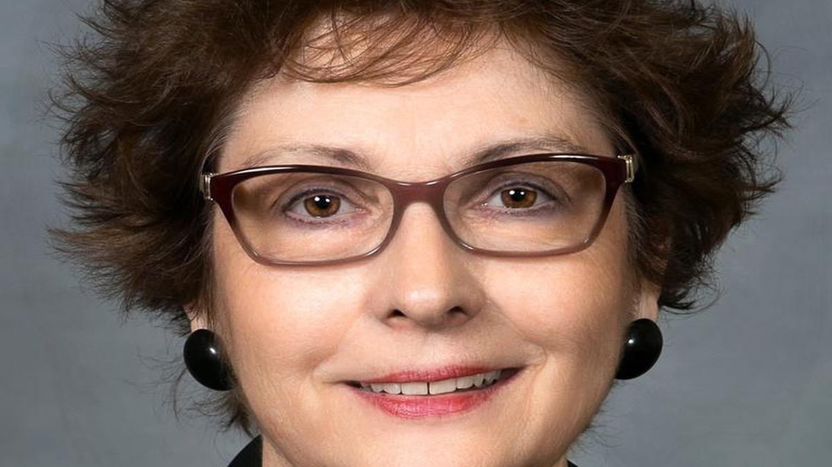 
Sen. Trudy Wade 
