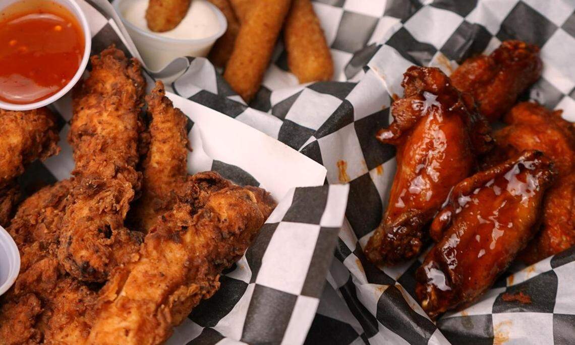 Wingy’s offers chicken wings, tenders and sandwiches.