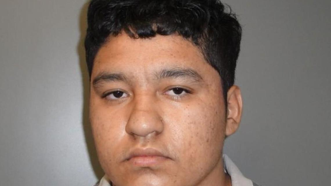 18-year-old Oliver Mauricio Funes Machada