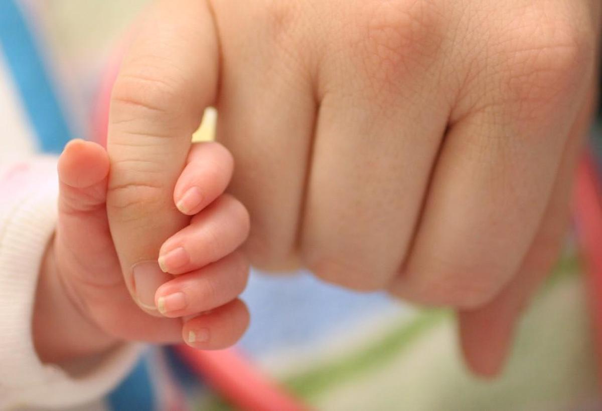 Many parents are looking for alternative ways to obtain baby formula — but they should be aware of scams and other unsafe solutions.