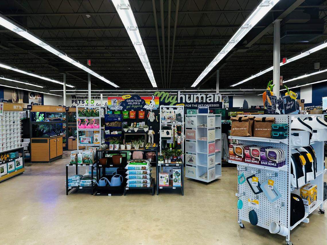 At Petco’s grand opening event, shoppers can browse merchandise, get discounts and enjoy snacks and music.