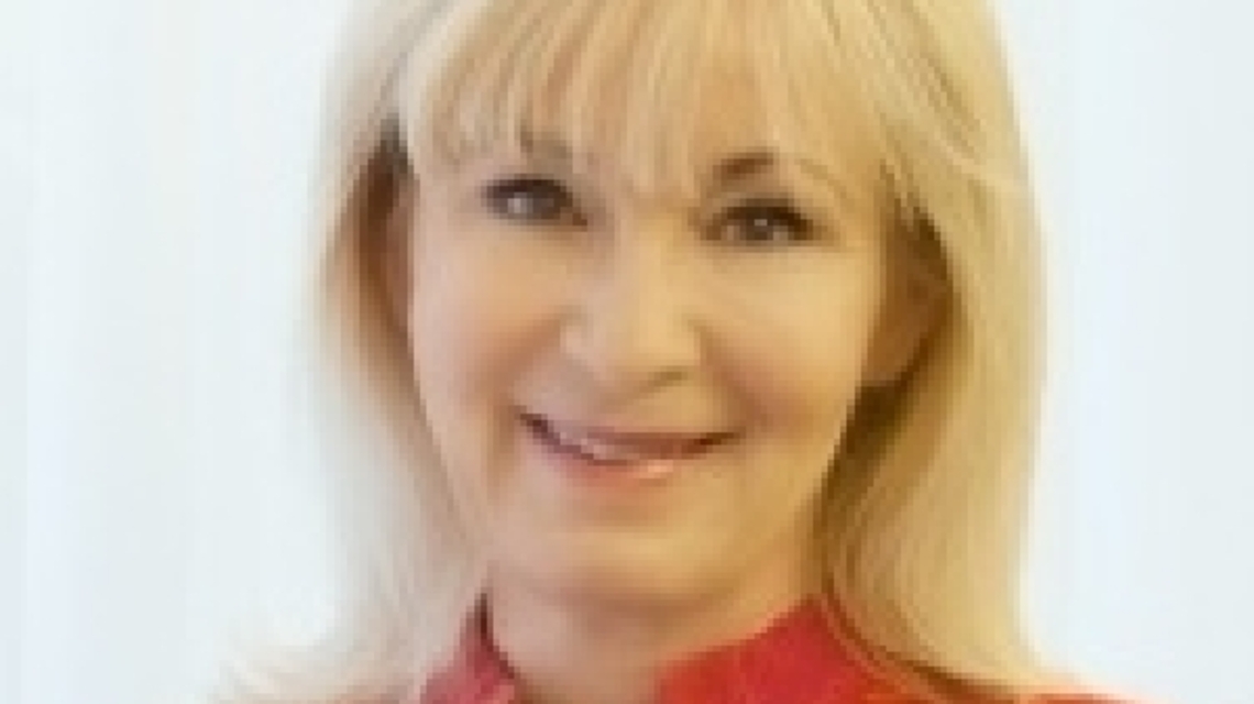 Dr. Candace Williamson King