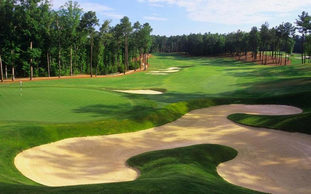 Old Chatham Golf Club is a 7,234 yard, 18-hole championship course set in 400 acres of protected woodlands in a section of the Triangle’s rolling hills northeast of Jordan Lake