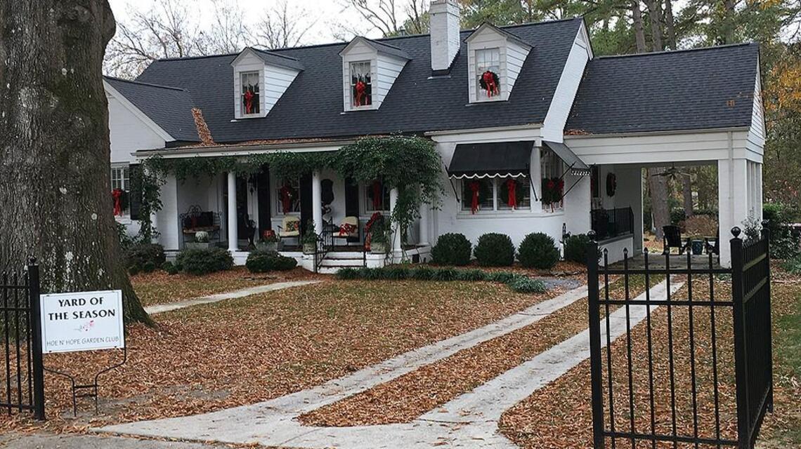 Hoe ’N Hope honors Yard of the season