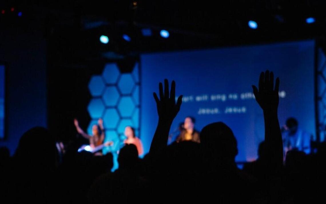 Raleigh church starts Thursday service, because worship isn’t just for Sundays