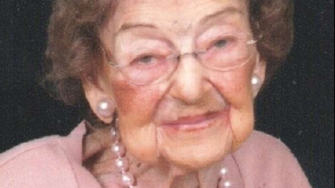 Lue Doris Woodard McLamb