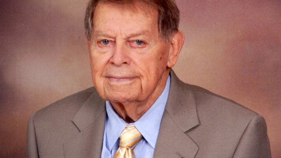 Earl Clegg Helms