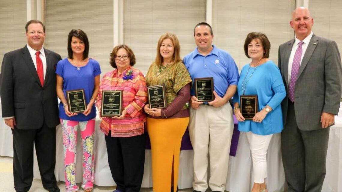 Johnston schools salute volunteers