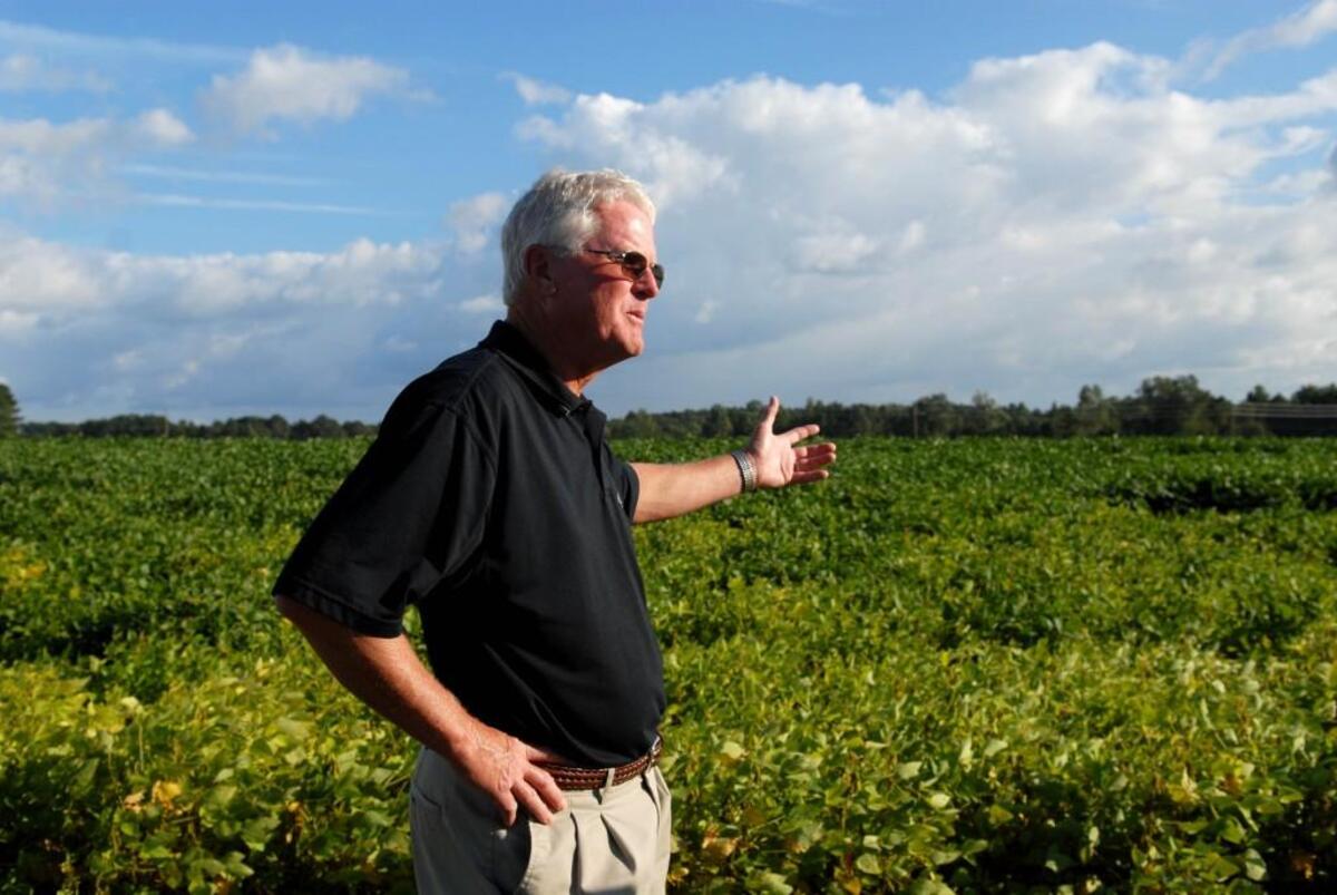 Denton Lee discusses the potential of one possible site for a Cleveland area park should his group of community leaders get the go-ahead from voters to form a parks and recreation district. “It’s almost incredible what you could do here,” he said on September 26, 2017, in the Johnston County community.