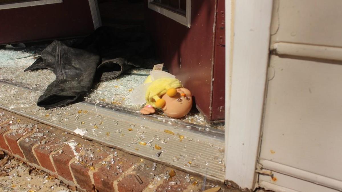 Children’s toys lie near the entrance or in the yards of several of the houses. It’s not clear if these were in the homes to begin with or if they’ve been left by someone looking to embellish the homes’ “creepy” reputation online.