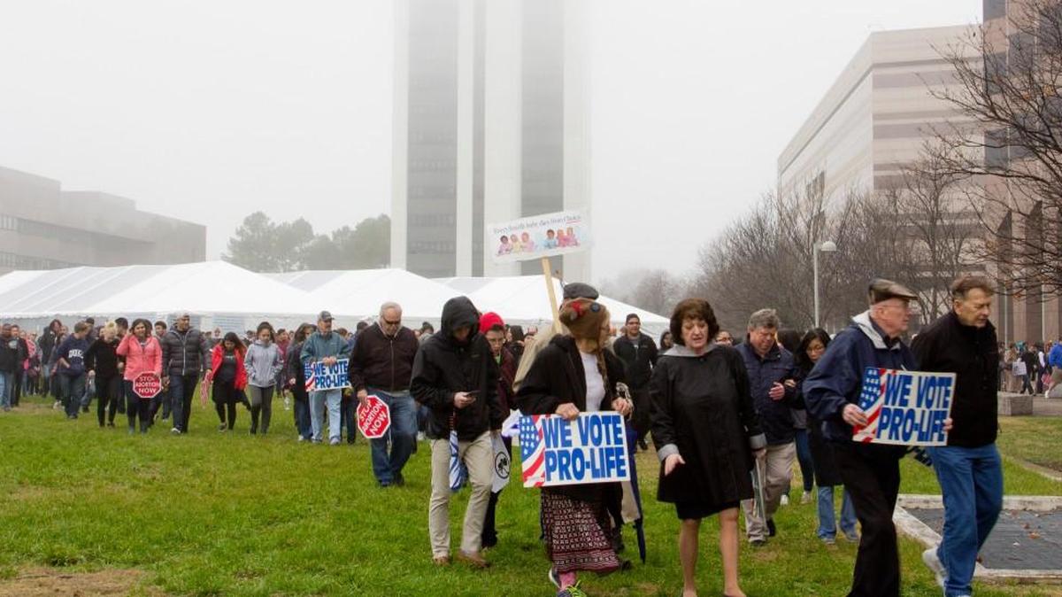 Pro-life protesters start their march from the plaza next to the Legislative Building in Raleigh, NC on Jan. 21, 2017.