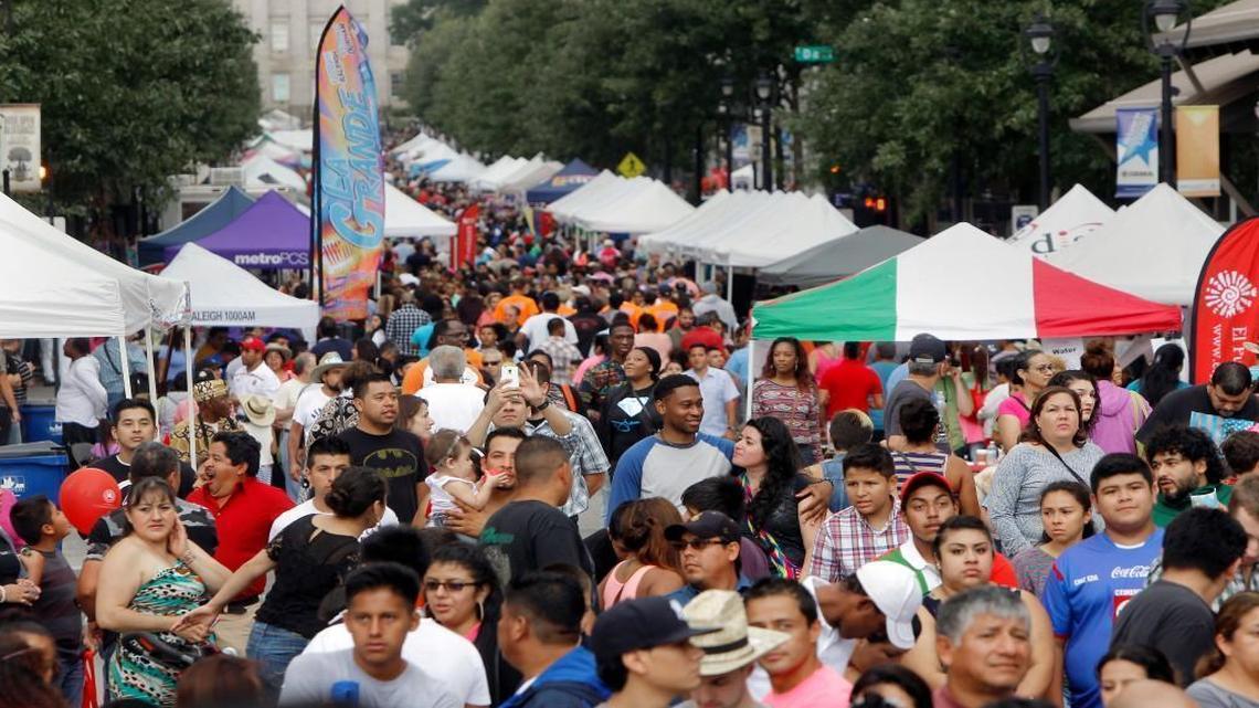 Thousands of people crowd Fayetteville Street at La Fiesta del Pueblo in downtown Raleigh on Sunday, Sept. 27, 2015. The festival celebrates Hispanic culture. Nofrth Carolina’s changing demographics could favor Democrats in the 2020 election.