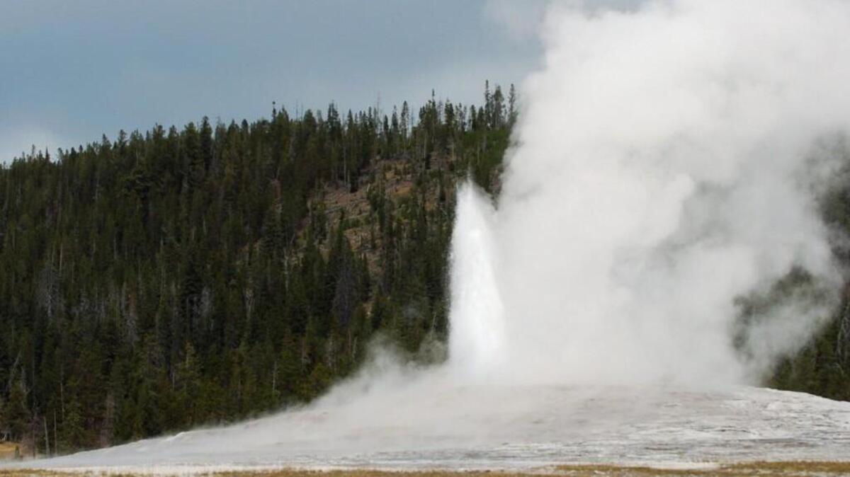 The world's most famous geyser Old Faithful erupts on August 15, 2005 in Yellowstone National Park. (Steve Deslich/KRT)