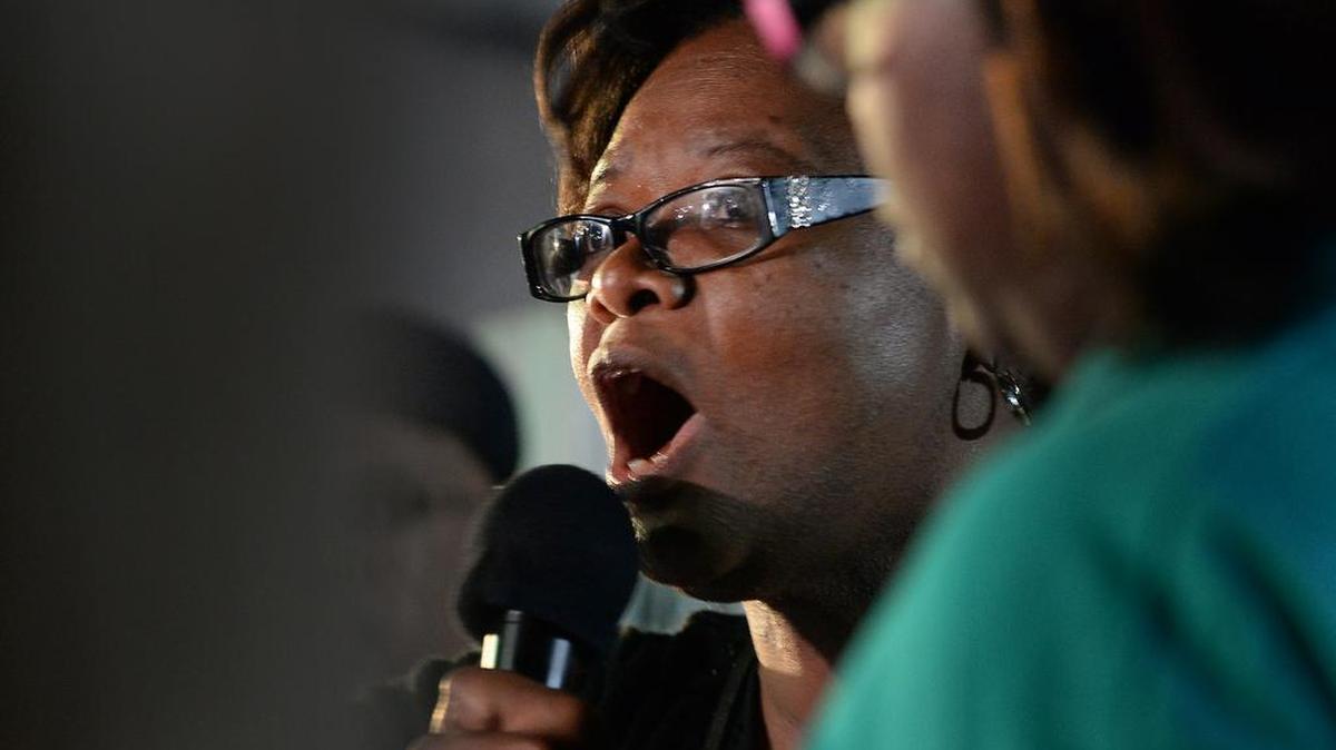 Diana Powell speaks in Raleigh in 2016. Powell, founder of Justice Served NC, Inc.., sat on a Duke University law school panel Monday, March 25, 2019, to discuss the affect that suspended driver’s licenses have on people’s lives.