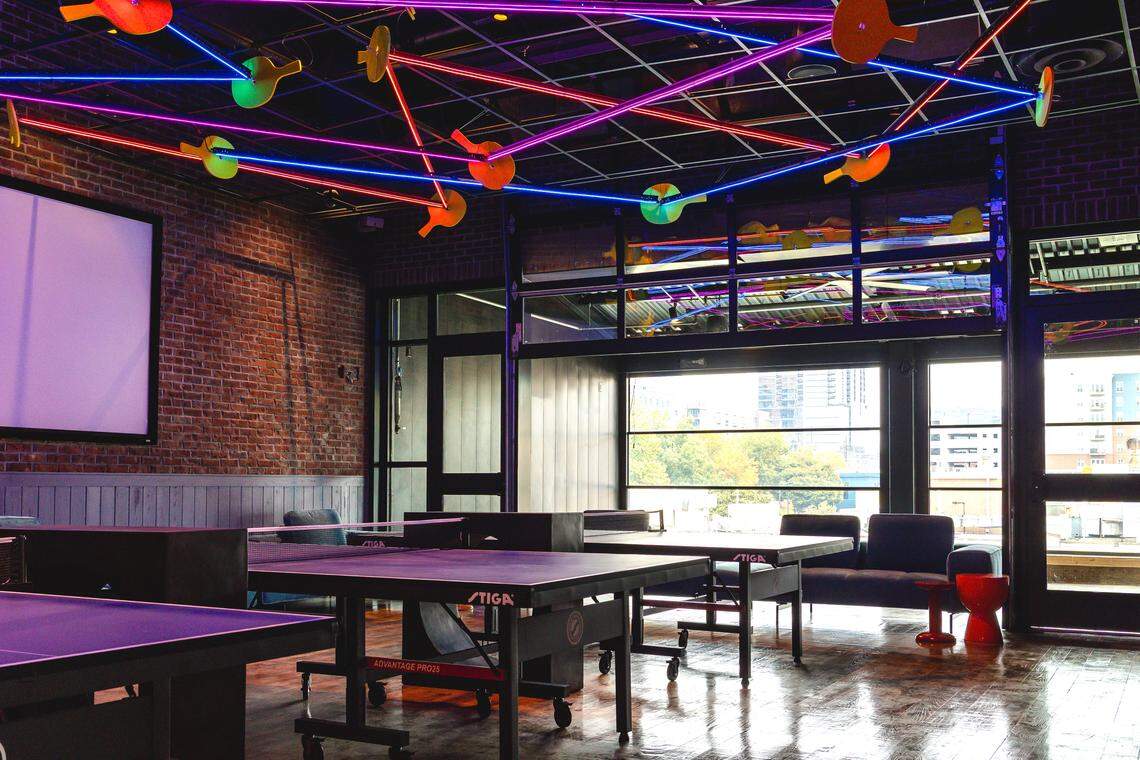 Smash Social Club, slated to open in November in Raleigh, N.C., will offer games including pingpong and shuffleboard alongside food and drinks.