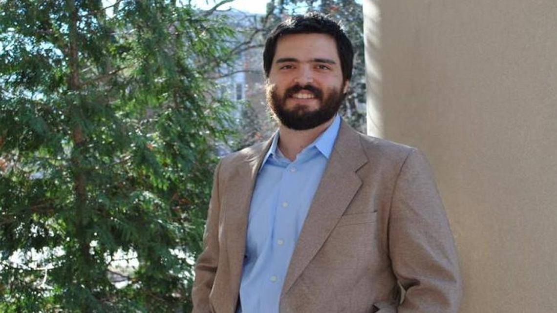 Frustrated by his own efforts to learn coding, Elliot Hauser co-founded a company that makes it easier for students to learn through hands-on experience.