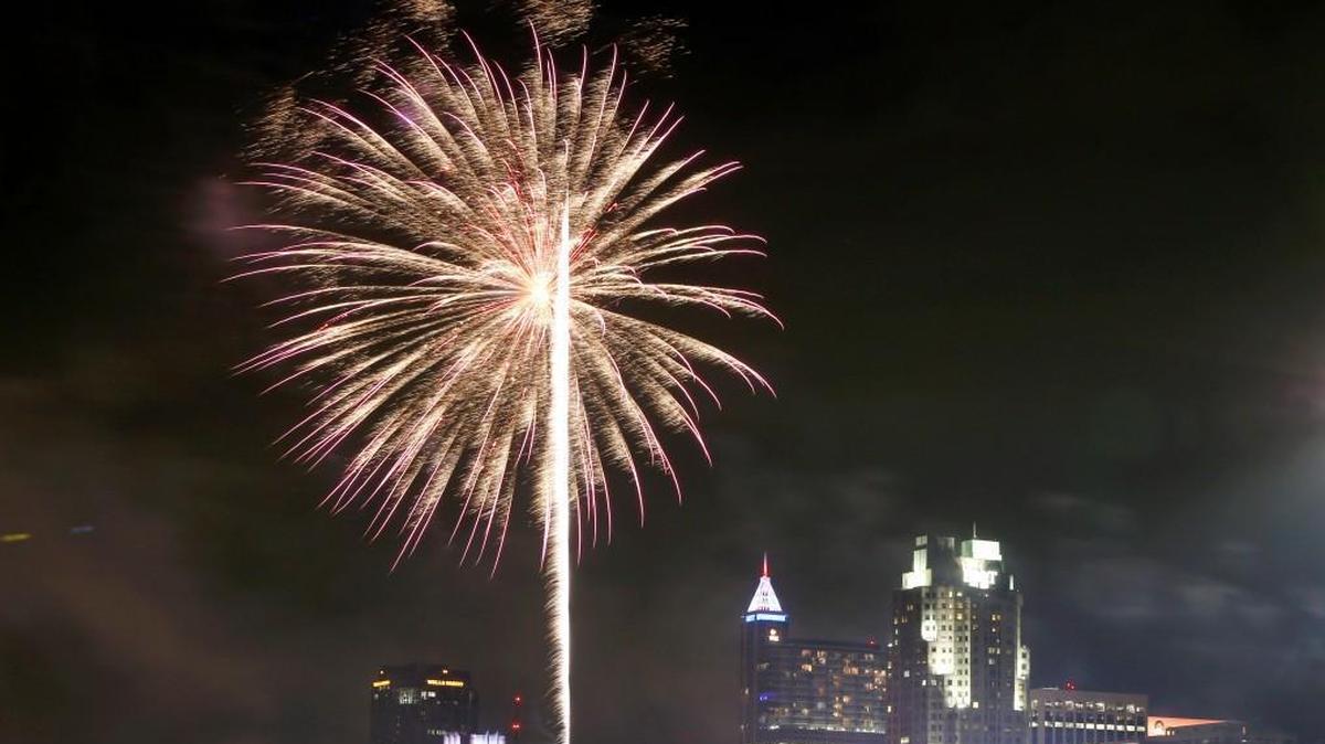 Fireworks light up the night sky over downtown Raleigh during the city’s Fourth of July festival on July 4, 2017 in this file photo. Whether typical fireworks crowds and Fourth of July festivities will be allowed in North Carolina in 2021 are yet to be determined.