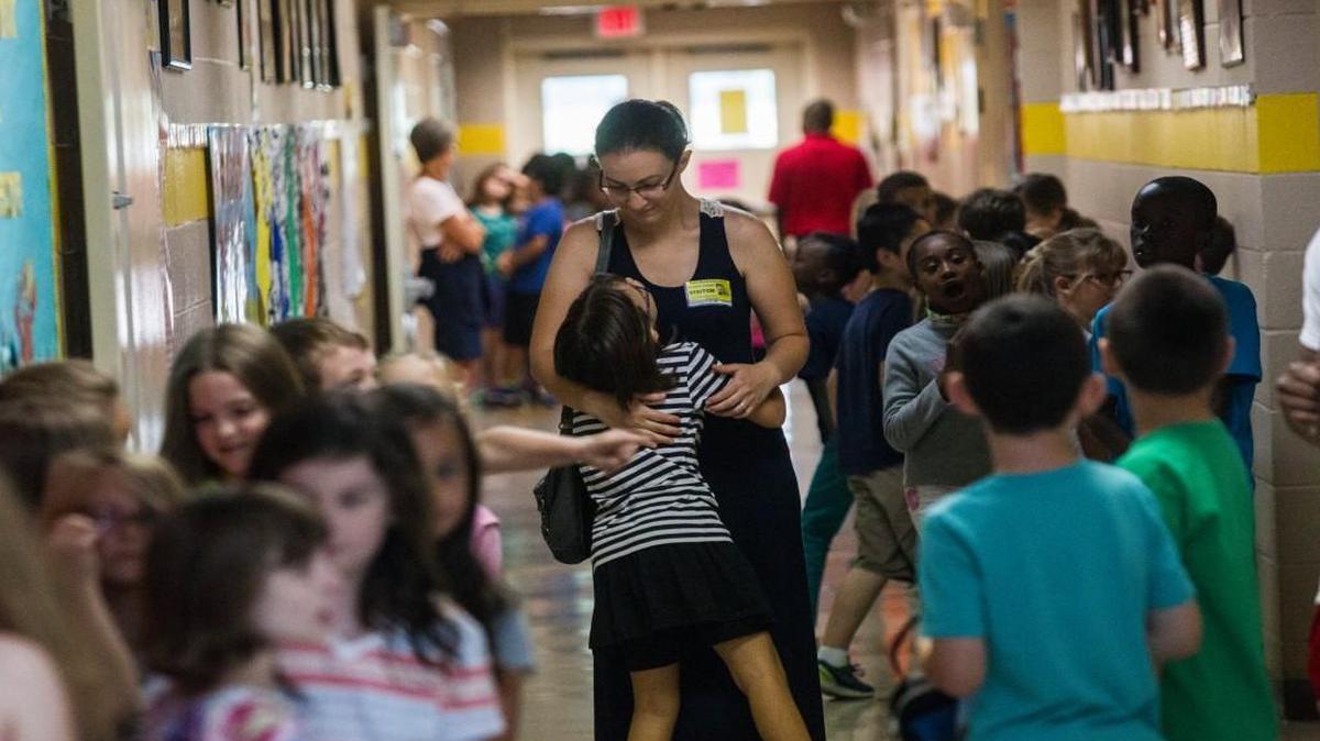 Students change classes Thursday, June 23, 2016 at Rand Road Elementary School in Garner. Rand Road is among dozens of single-track year-round schools in the state that won’t be forced to switch to a traditional calendar after legislative leaders dropped a budget provision that mandated that multi-track schools are the only ones allowed under state law.