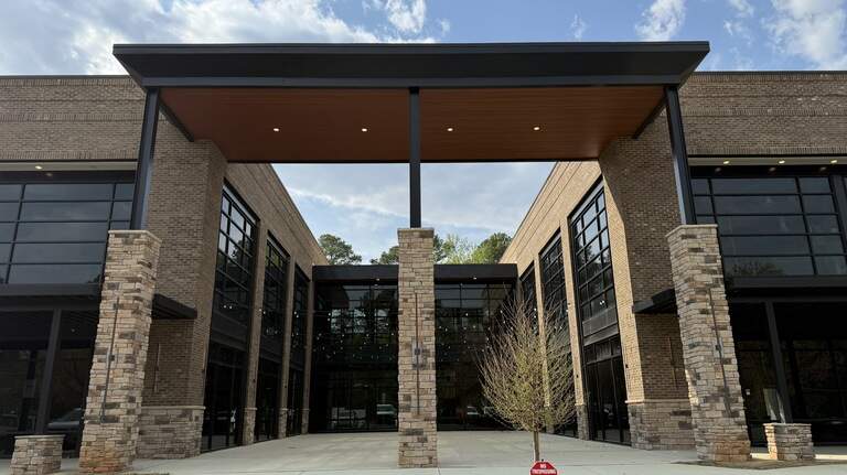 Popular clothing retailer to open first independent storefront at Quail Corners