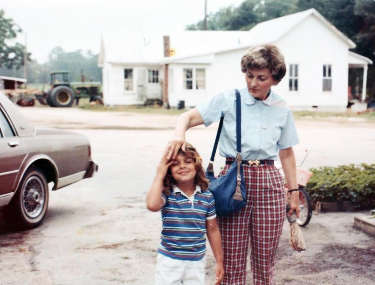 Vivian Howard with her mother, Scarlett Howard, in the early 1980s.