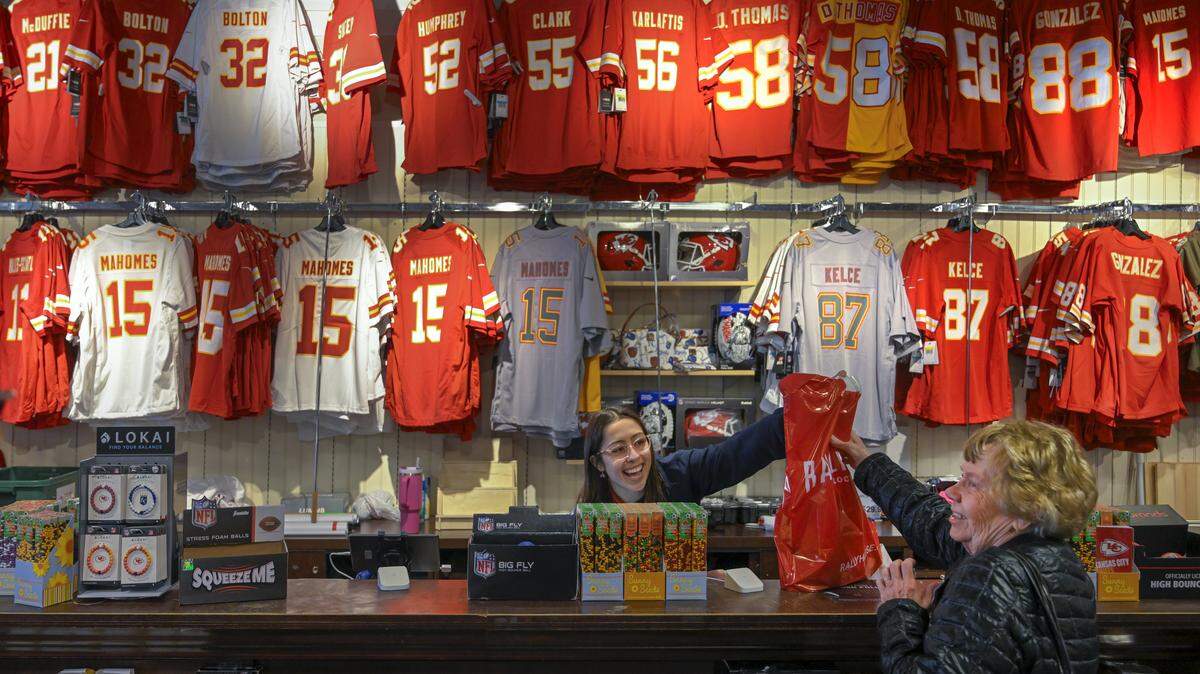 A store offering gear for collegiate and professional sports fans is opening in Cary.