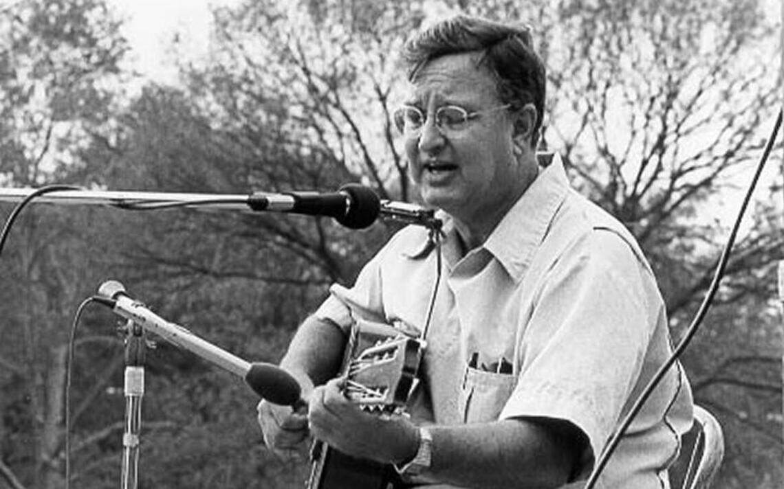 A songwriter who told good stories (true or not) – Saunders