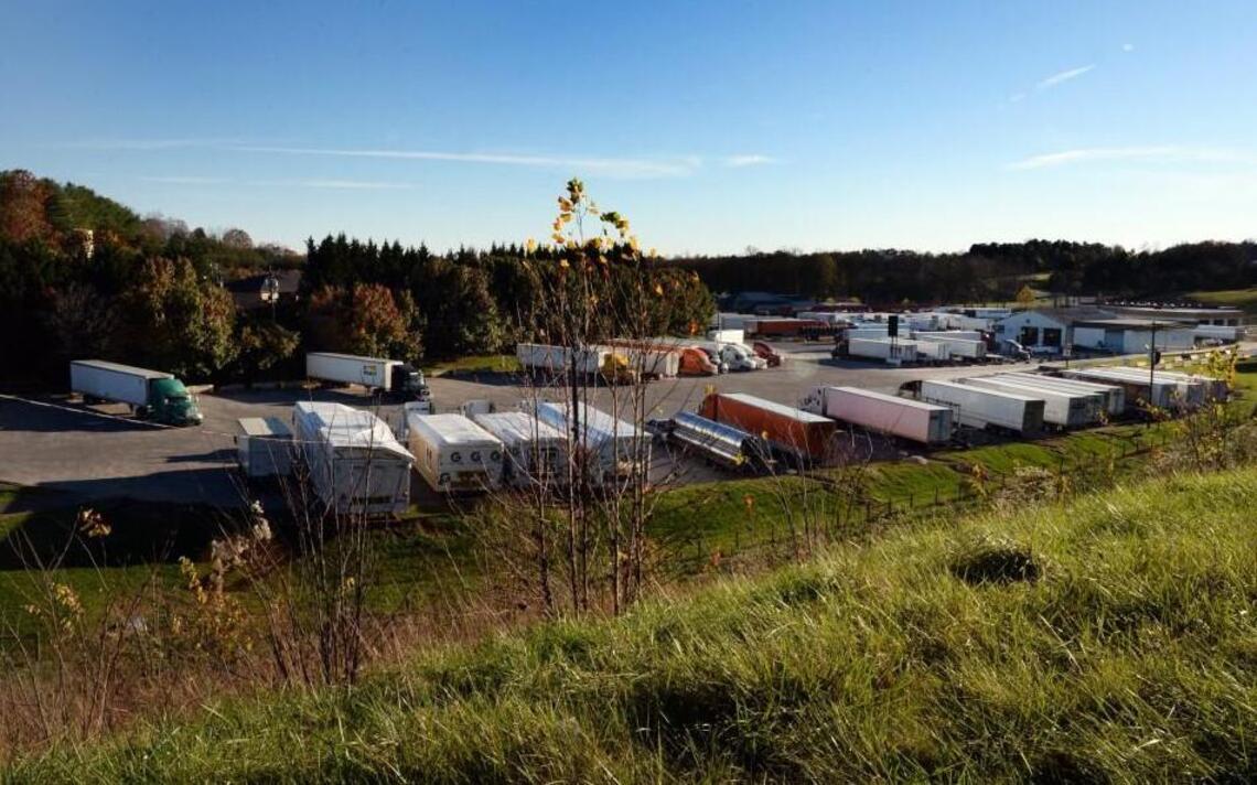 Road Worrier: States work to improve parking for truckers