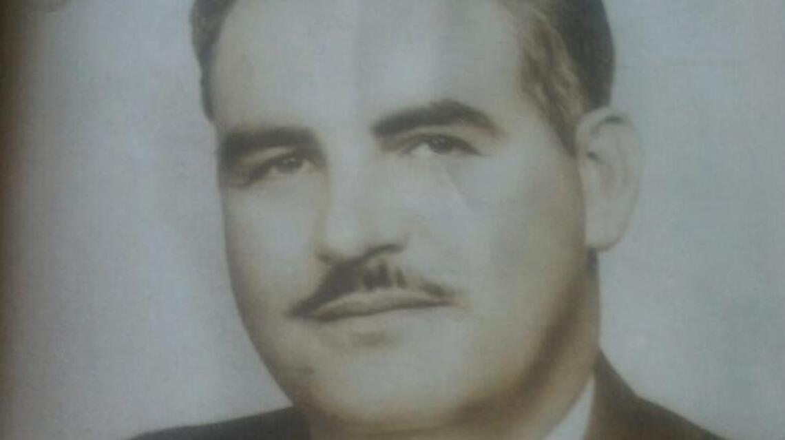 He cut a wide swath when tobacco was king. Now, colorful auctioneer gets posthumous tribute.
