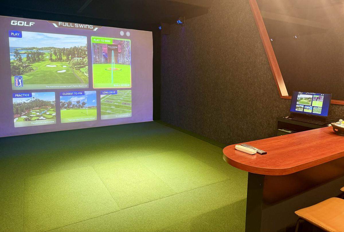 Inside The Back Nine Golf’s new Chapel Hill location are three semi-private simulator bays available to members and non-members.