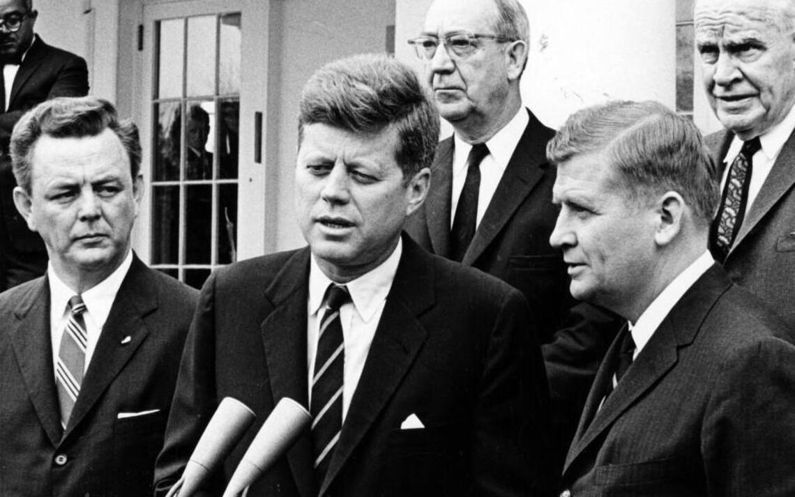 Gray hair, paunches and a long-ago campaign – Christensen
