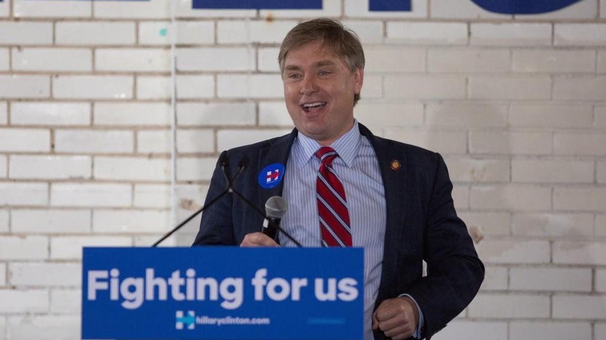 State Rep. Duane Hall speaks to the crowd ahead of former president Bill Clinton’s remarks at a Hillary Clinton for North Carolina campaign event March 7, 2016 in Raleigh. Democrats called on Hall to resign on Feb. 28, 2018, over allegations of sexual harassment. On Tuesday, Hall accused N.C. Policy Watch of violating federal rules for nonprofits.